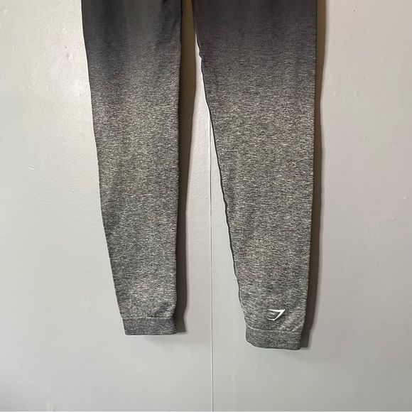 GymShark women’s Black and Gray Ombre Compression Leggings size small - Picture 6 of 8
